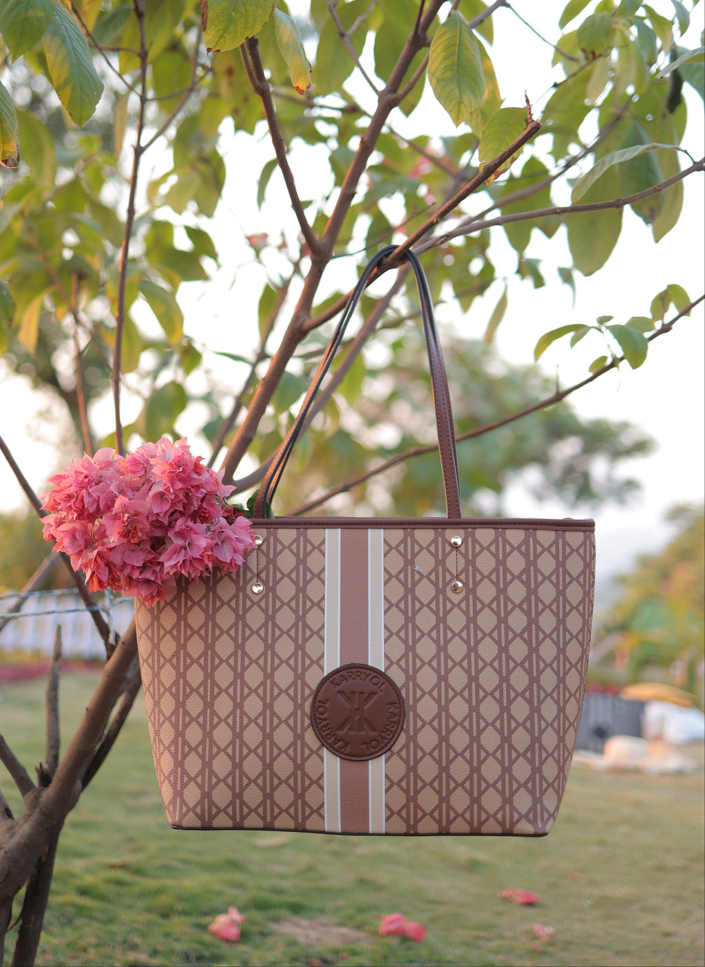 Simmone Tote Bag 1