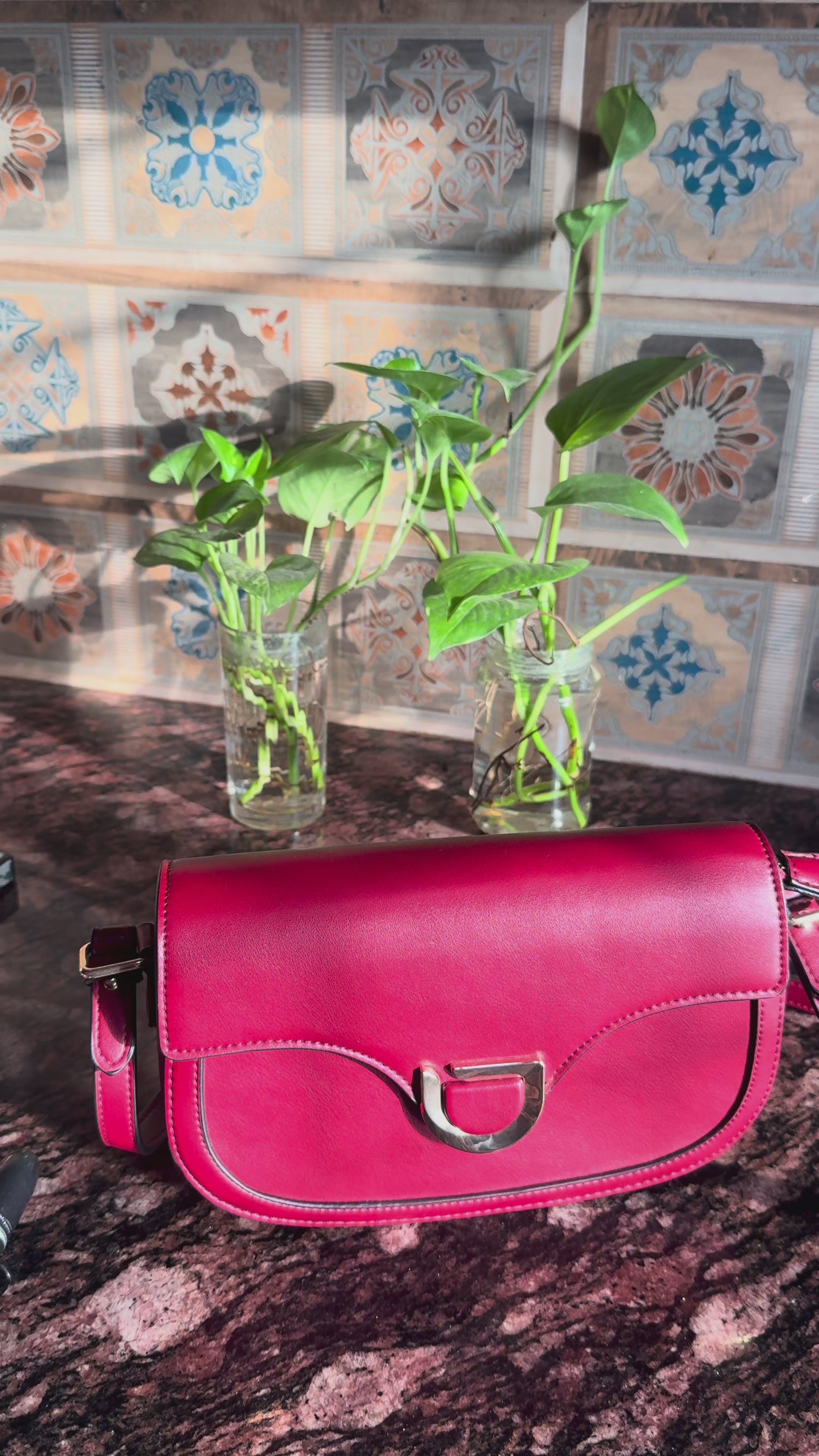 Bella Crossbody bag - Wine